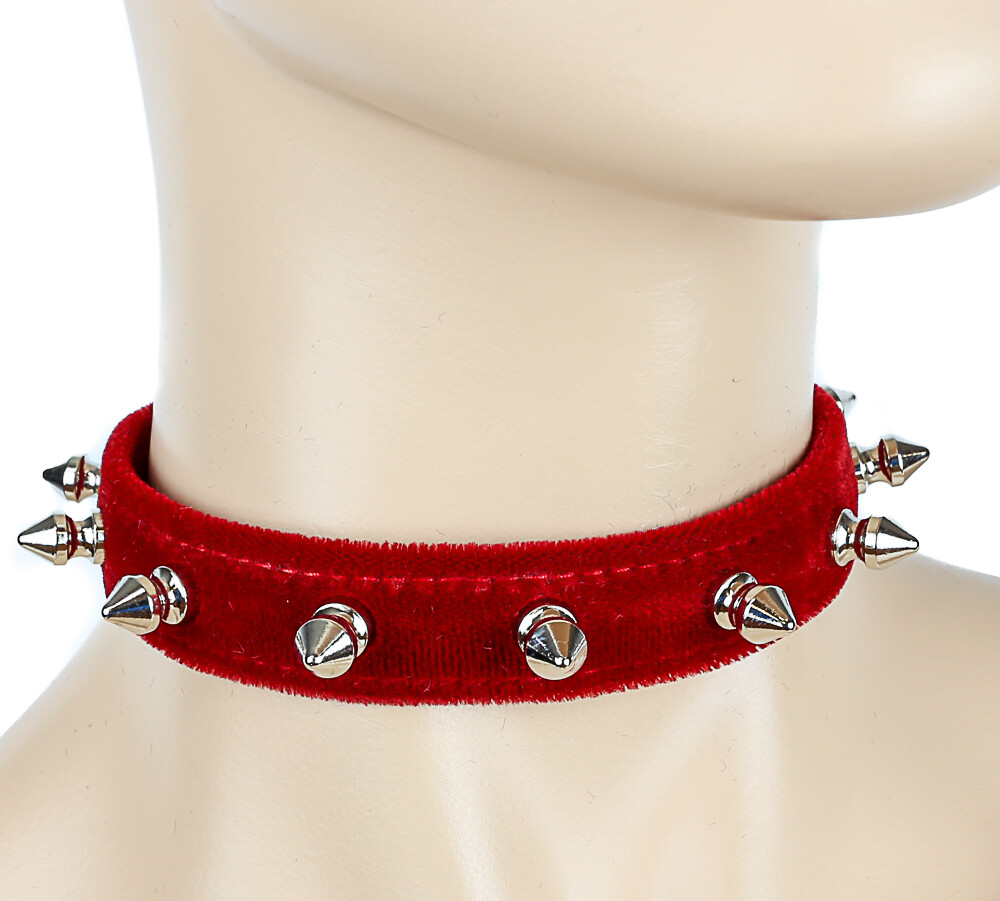 Gothic zwarte fluwelen choker halsketting vintage zilveren dolk hanger Gothic zwarte fluwelen choker halsketting vintage zilveren dolk hanger