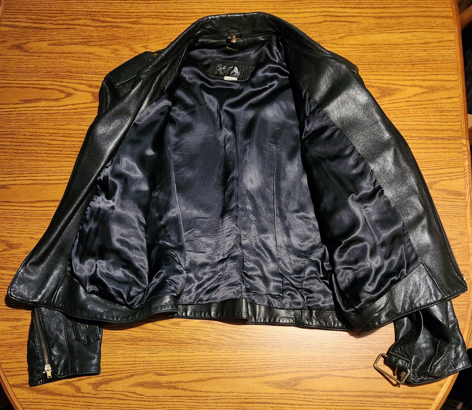 Perfecto Style English Leather "Q" Brand Jacket Sz M Made In England. EUC.