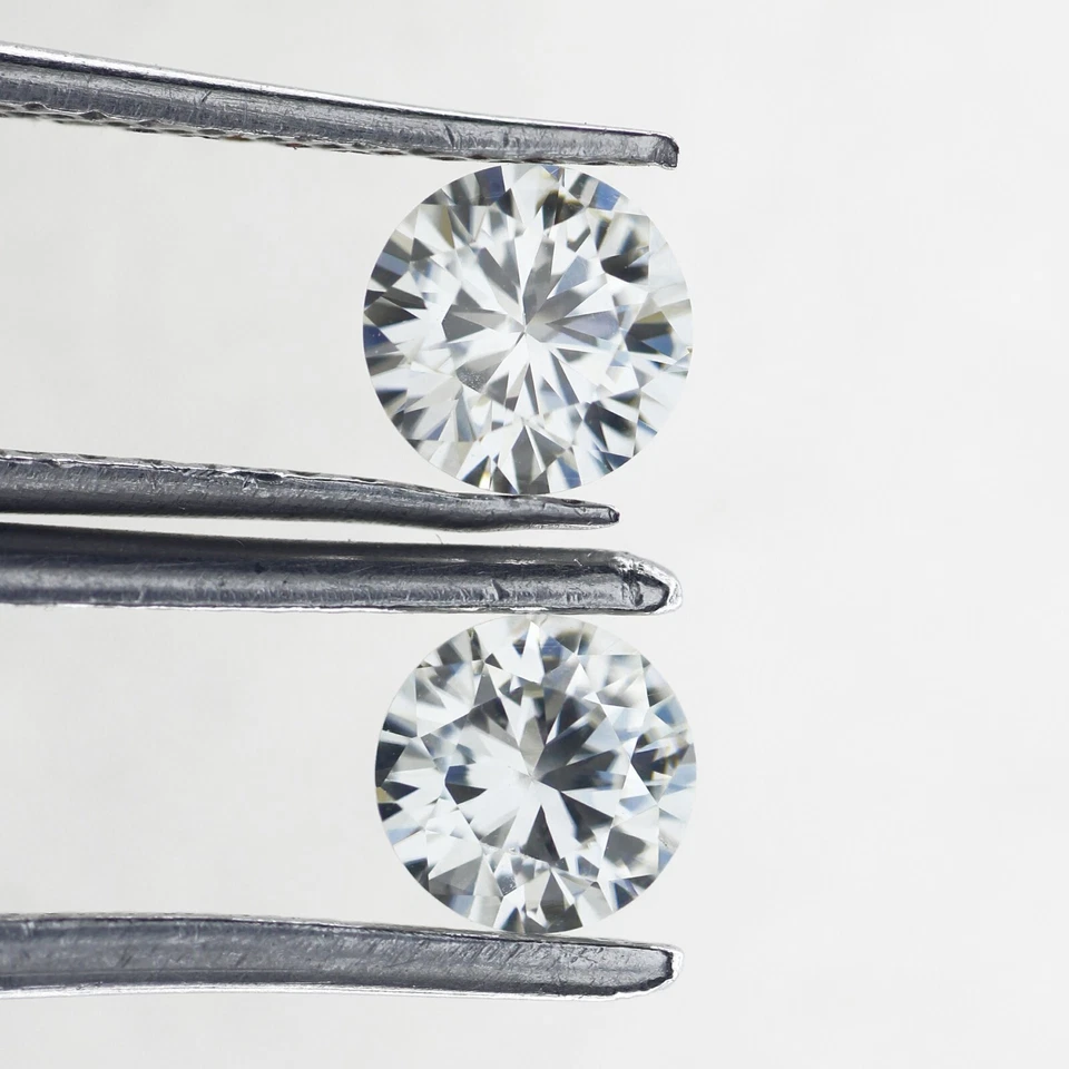 2 PCS WHITE MOISSANITE LOOSE ROUND DIAMONDS - Image 2 of 4