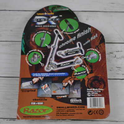 Conjunto 2 Mini Skate De Dedo Fingerboard Plástico Colorido