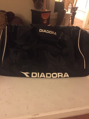 Sac de football rigide Academy Team (grande taille, 59 L). FR Sac de football rigide Academy Team (grande taille, 59 L). FR