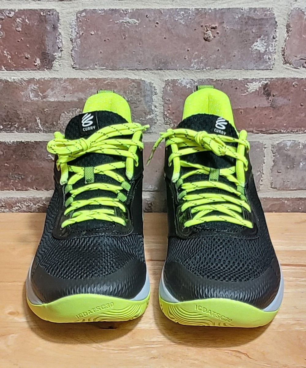 UNDER ARMOUR - 新品未使用UA CURRY3 Under Armour Curry 3Z6 | NBA Shoes Database