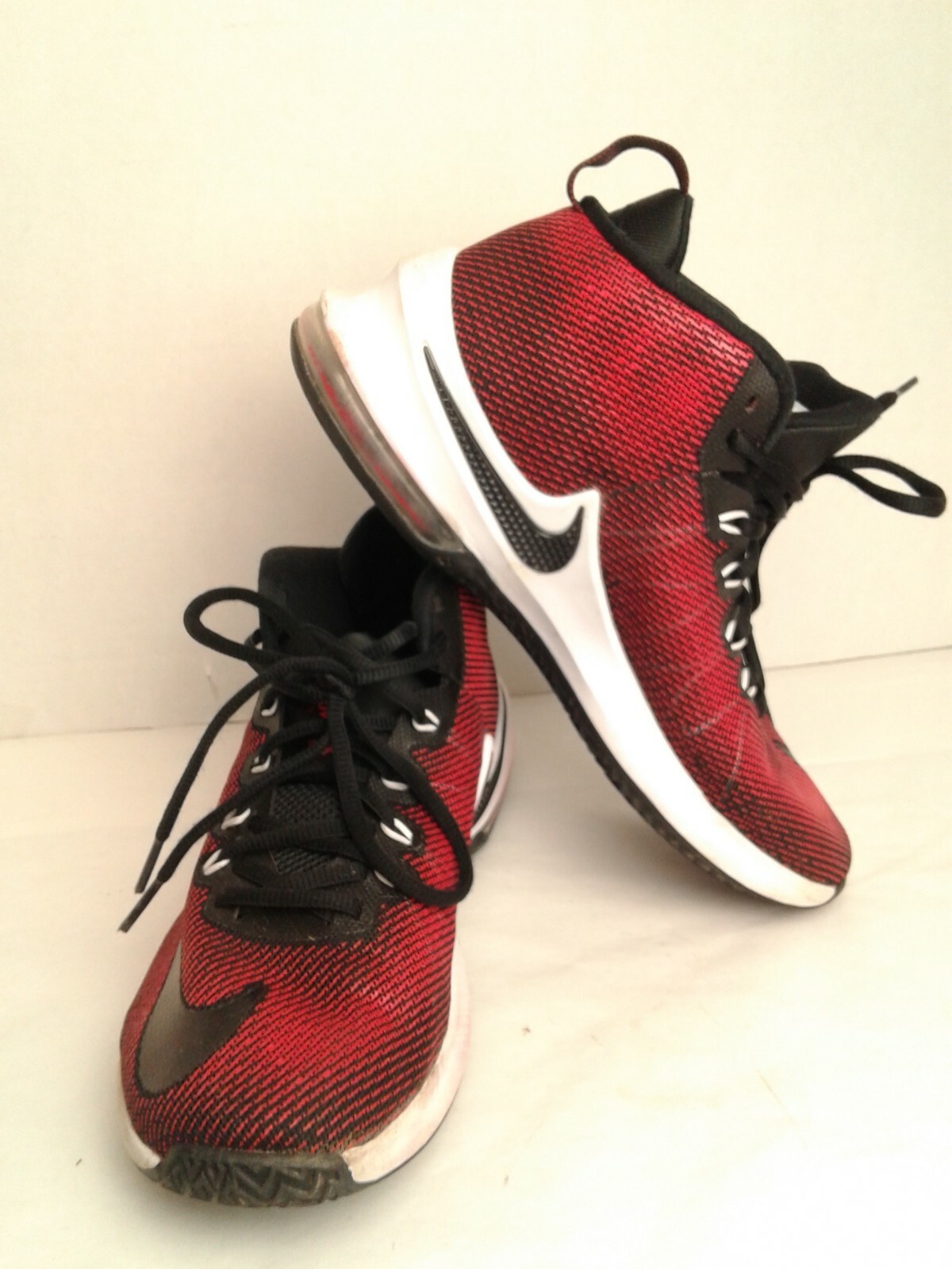 nike air max infuriate red black