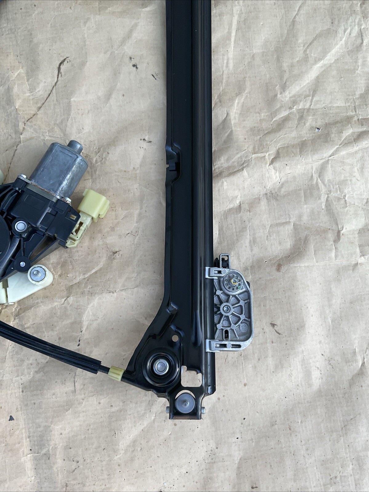 14-22 MASERATI QUATTROPORTE FRONT RIGHT DOOR WINDOW REGULATOR MOTOR OEM 19K