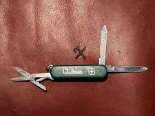 Wenger Delemont 65mm Esquire Swiss Army Knife Green LL Bean