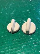 Lot of 2 GE EN020A 175D3296, & 175D3294 Control Knob ( 2 different Styles)