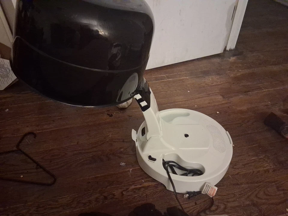 Hot & Hotter Super Large 2500 Ceramic Ionic‎ Hood Dryer - Image 4 of 4