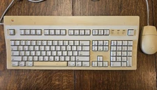 Vintage Apple Extended Keyboard ii M3501 With Apple Desktop Bus Mouse II