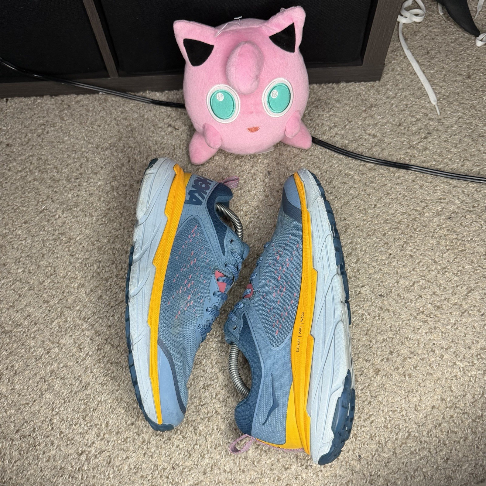 Hoka One W Challenger ATR 6 Trail Running Shoes Women’s Size 9.5 B thumbnail 4