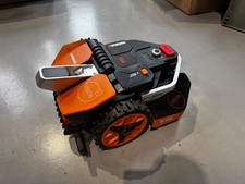 Worx Landroid Vision AI L1600 Robotic Mower 1x 4.0Ah Battery & Charger WR216E