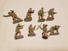 8 Conte Collectables WW2 Bloody Omaha Beach D-Day US GI Figures 54mm 1/32 Scale