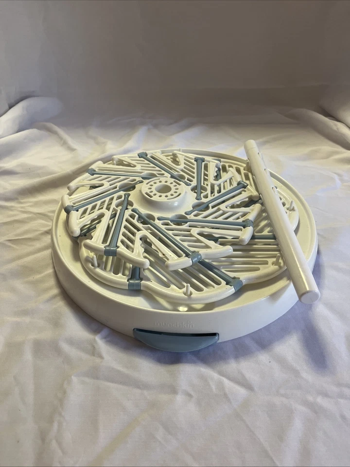 Estante de secado de biberones Munchkin con diseño multinivel Foto 3 de 3