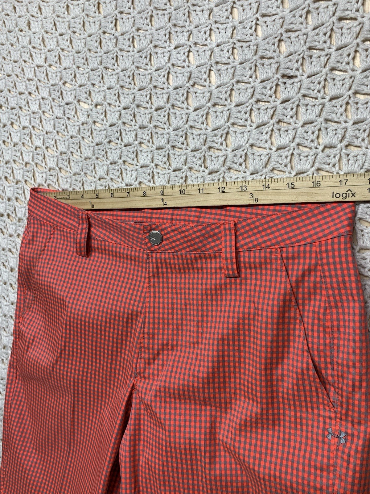 Under Armour Golf Shorts Men's Sz 34 Pink Gray Gingham Check Pockets Rarely Worn image 5