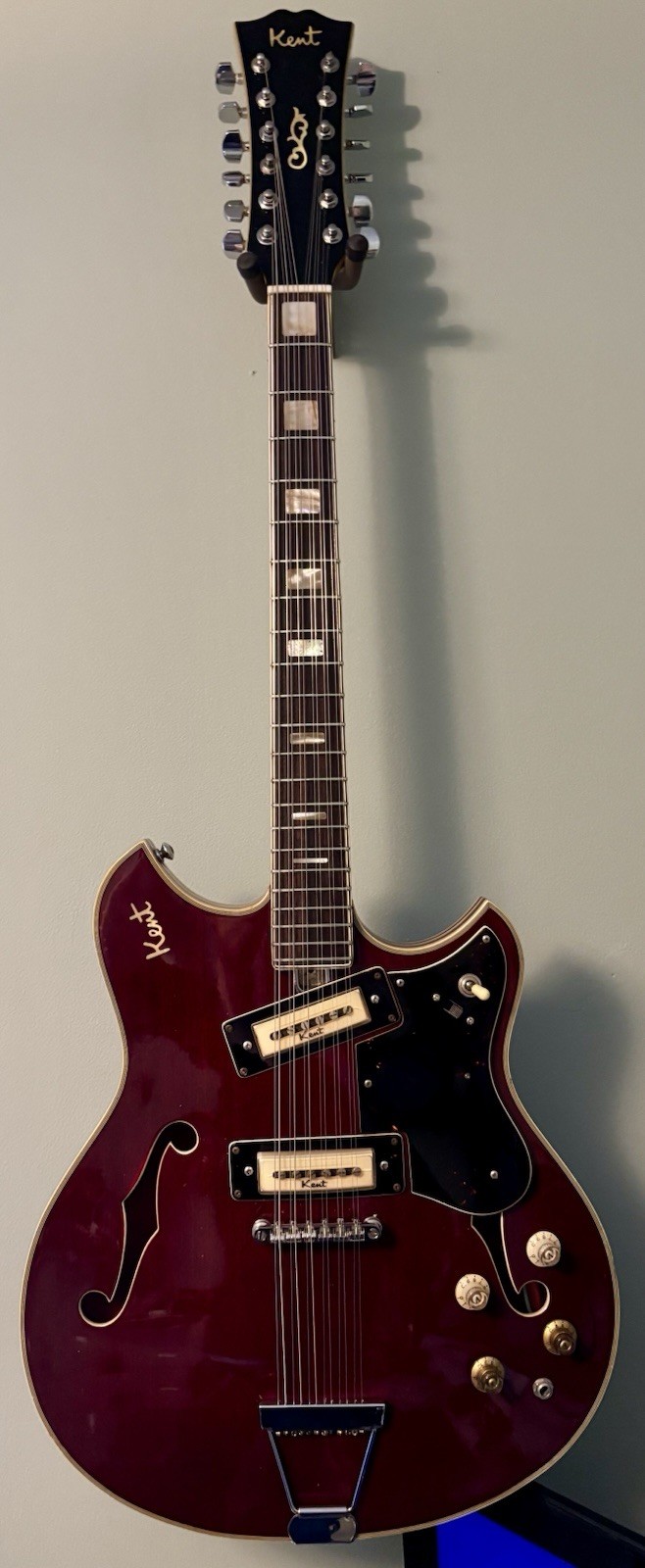 Kent 821 Thin line Hallow Body 12 Guitar 1967 With HSC
