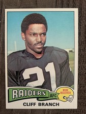 1975 Topps - Cliff Branch #524 (HOF) (RC)