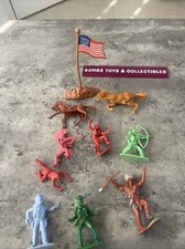 VINTAGE TOYS PLASTIC COWBOYS AND INDIANS - Unpainted  Others Crescent