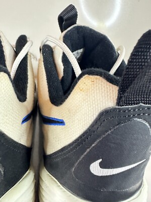 sneakers Nike Air B-QUE 1997 vintage rare excellent quality sneakers Nike Air B-QUE 1997 vintage rare excellent quality