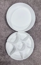 VINTAGE TUPPERWARE 6 DIVIDED VEGETABLE FRUIT CHIP AND DIP SERVING TRAY WITH LID