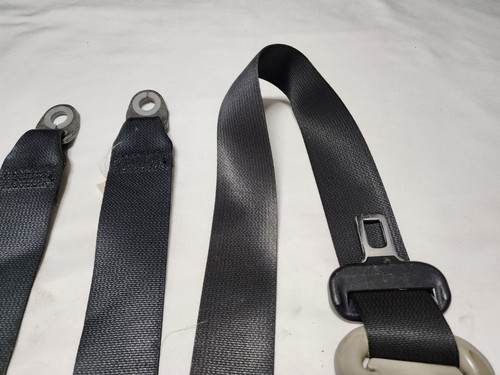 2007 - 2013 Suzuki Grand Vitara Drivers & Passengers Front Seat Belts (OEM) - Picture 6 of 9