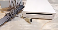 Nintendo Wii White Console - Gamecube Compatible + Cables 