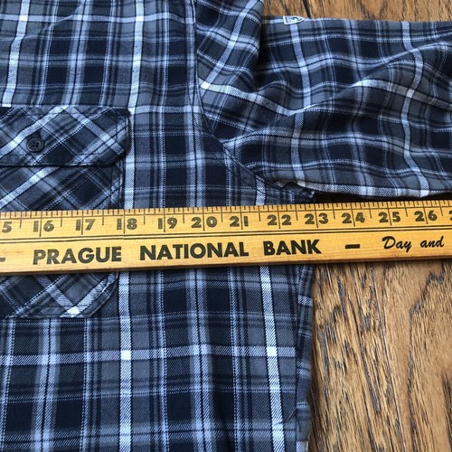 Kuhl Men's Medium M Dillinger Flannel Shirt Tencel Cotton Blend Gray White Plaid - Picture 7 of 12