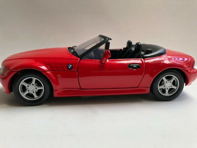 ONE OF MOTORMAX BMW Z3 ROADSTER 1:24 DIECAST MODLE CAR NEW