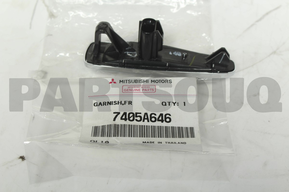 ATI Fender Trim 自動車用アクセサリー Amazon.com: 1Pcs Replaces 7407A186XA Gray Car Door Pad