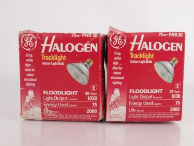 GE Floodlights Lot of 2 Bulbs 75W Par30 Indoor White 1030 35° Beam 2000 Life