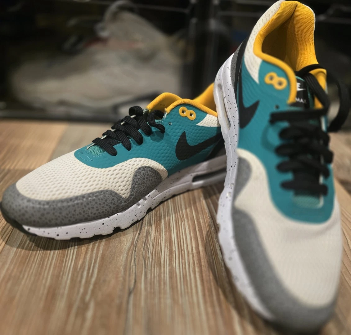Nike Air Max 1 Ultra Essential Emerald Green for Sale
