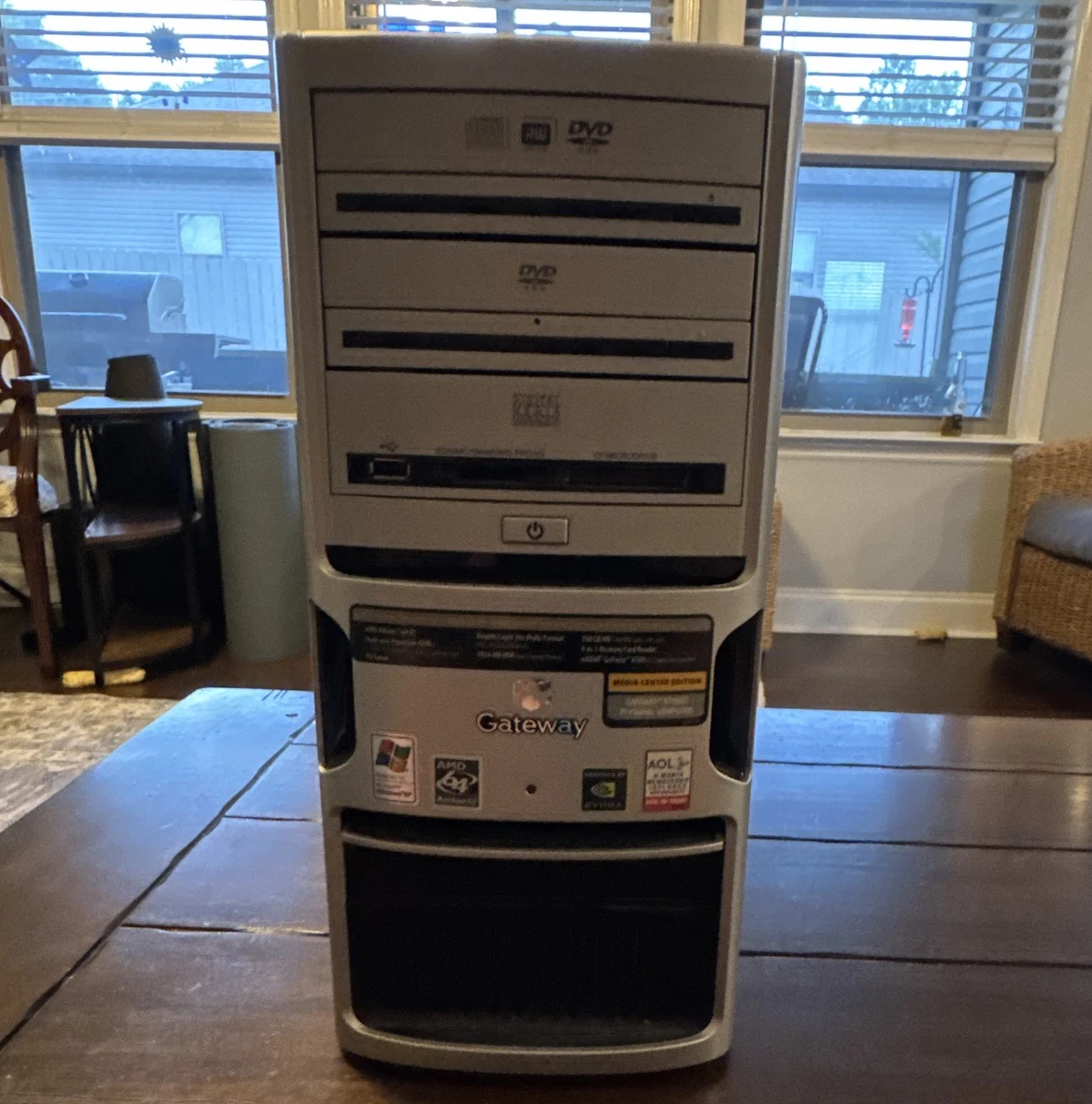 Windows XP AMD Athlon 64 X2 PC Desktops & All-In-One Computers for