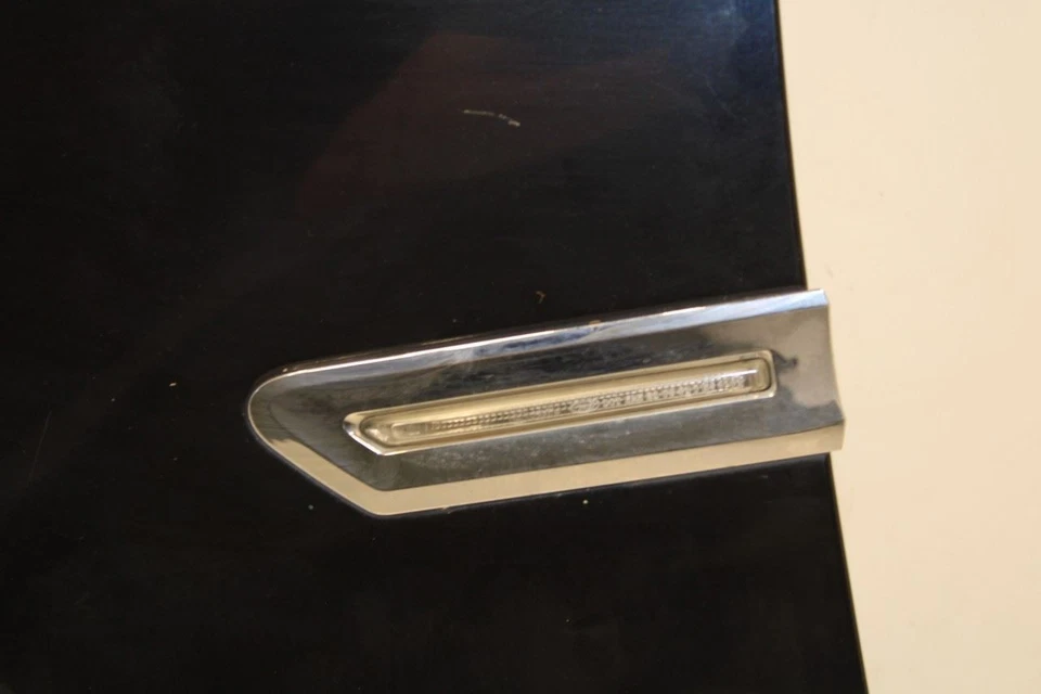 2010-2015 BMW 750Li xDrive Front Left Driver Side Fender Panel 41007261461 OEM - Image 3 of 4