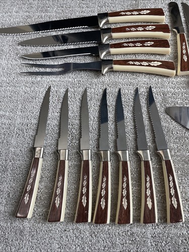 Regent Sheffield Cutlery 18 Piece Knife Set Vintage Fork Server Steak Knives - Picture 3 of 12