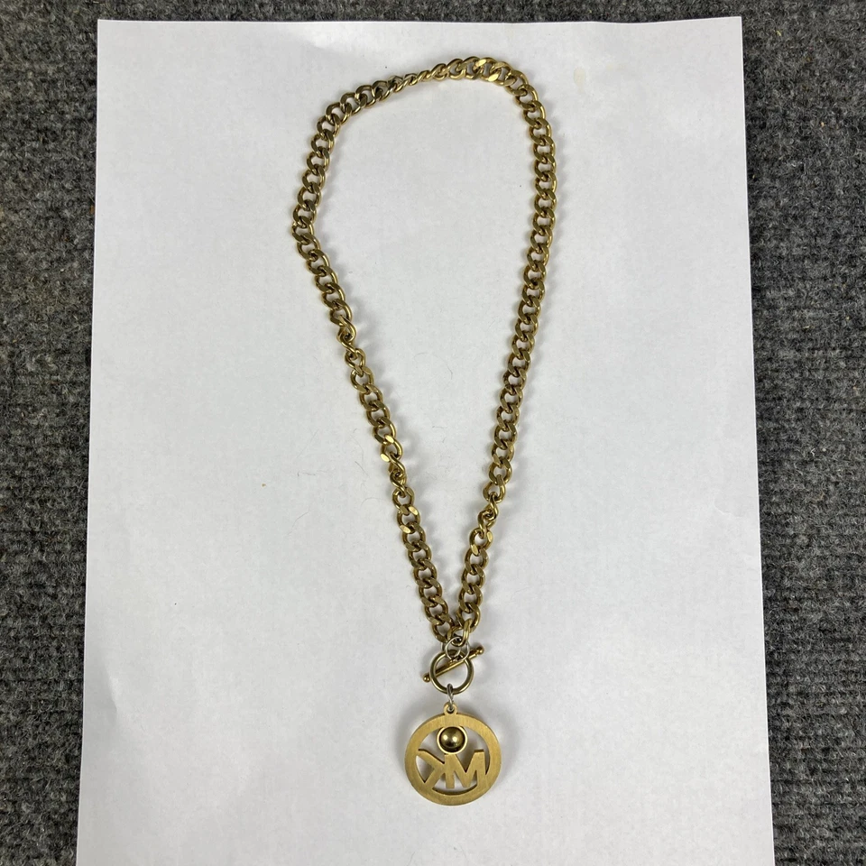 Collar Colgante Piedra Michael Kors MK Tono Oro 1 1/4" Diámetro con Cadena Gruesa Foto 3 de 4