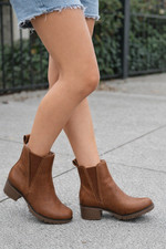 Little girls brown boots size 2