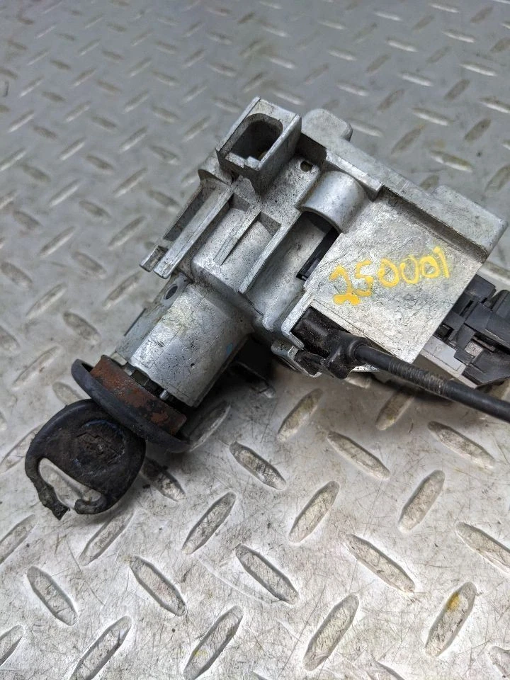 02-09 CHEVY TRAILBLAZER ENVOY RAINIER INTERRUPTOR DE IGNIÇÃO CARCAÇA DO CILINDRO 1149761 - Imagem 3 de 4