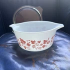 Vintage Pyrex White & Pink Gooseberry Casserole Bowl Dish 474  1.5 Quart w/ Lid