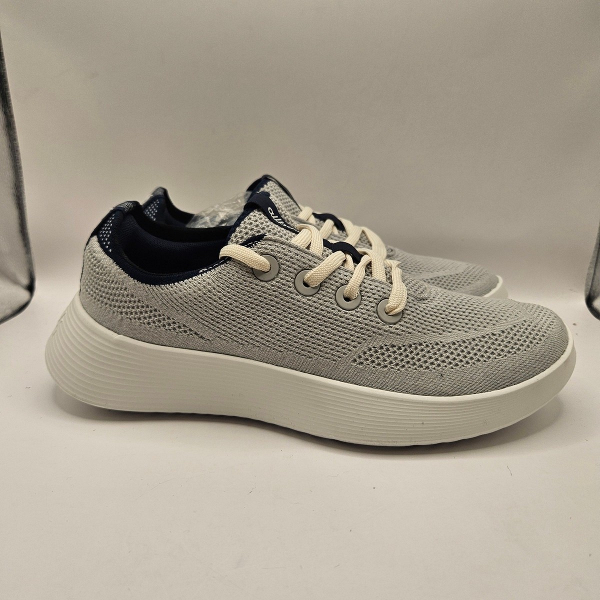 ALLBIRDS MEN display picture 3