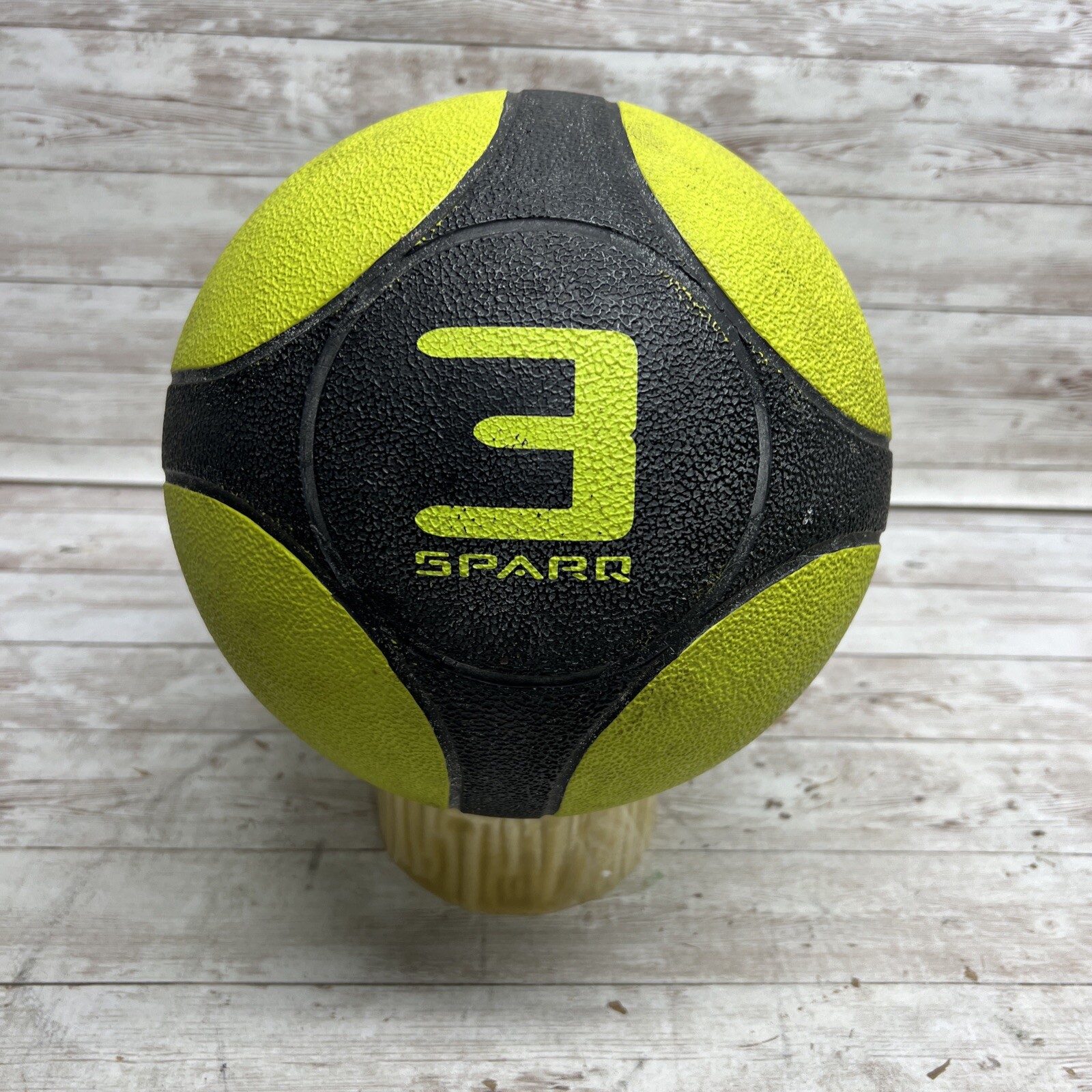 Sparq Rubber Medicine Ball - 3kg (6.6 Lbs)  awesome medicine weight training
