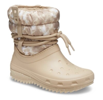 CROCS Women’s Classic Neo Puff Luxe Winter Boots Snow Chai/White Size 