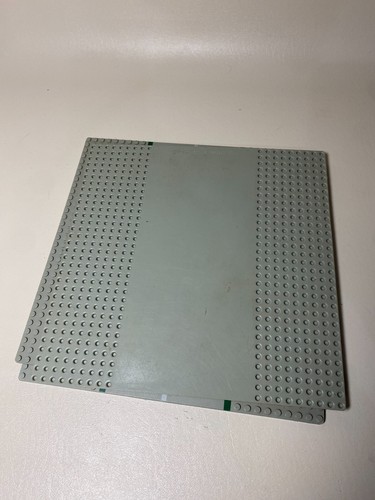 Vintage REAL 1978 LEGO Base Plate #553 Straight Road Plates Crosswalk 10” x 10” - Picture 3 of 10
