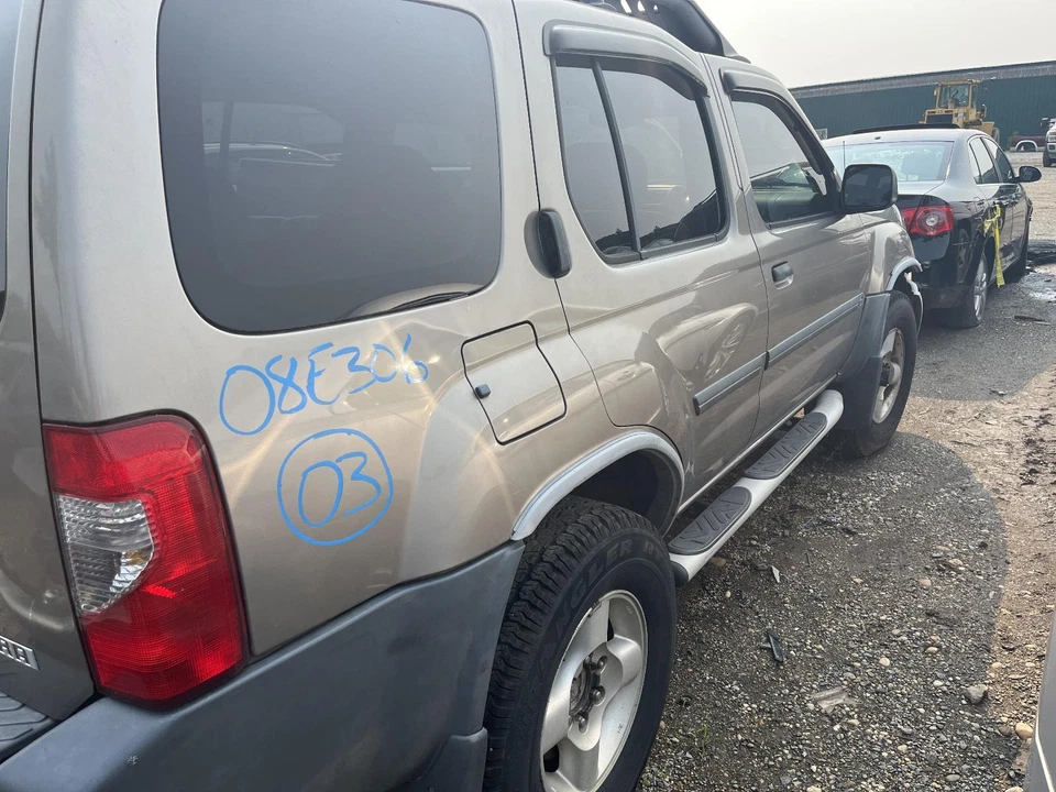 Radiator 6 Cylinder With Supercharged Option Fits 01-04 FRONTIER 1377236 — 第 4/4 张图片