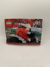 Mini LEGO Harry Potter: Hogwarts Express Retired Polybag 40028