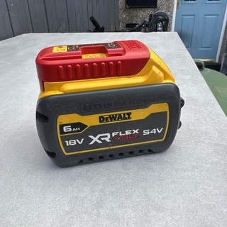 Dewalt DCB546 XJ XR Flexvolt 18/54v 6ah Battery Mint Condition