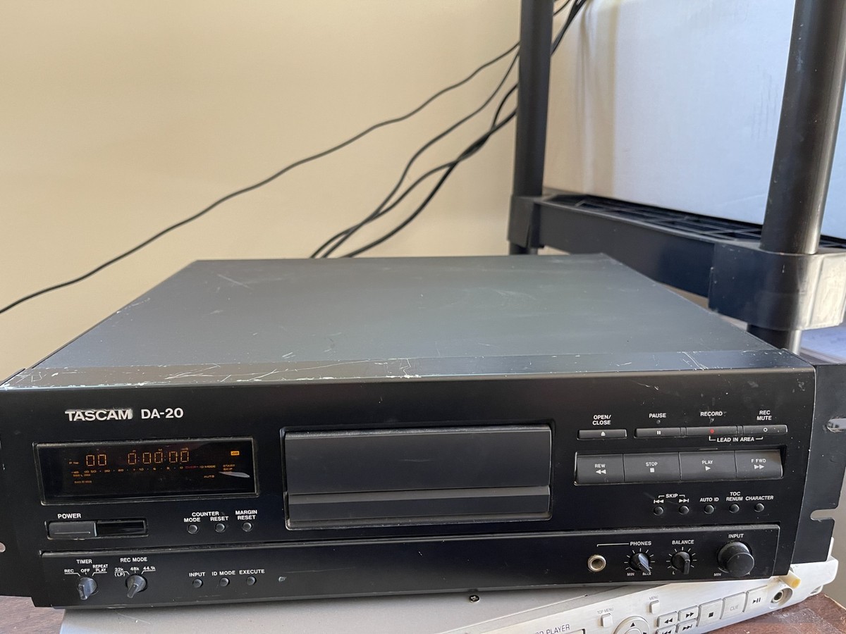 配信機器・PA機器・レコーディング機器 TASCAM DA-20 TASCAM DA-20 Digital Audio Tape Recorder POWERS ON | eBay