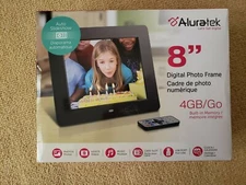 Aluratek  8" Hi-Res Digital Photo Frame with 4GB Built-In Memory 
