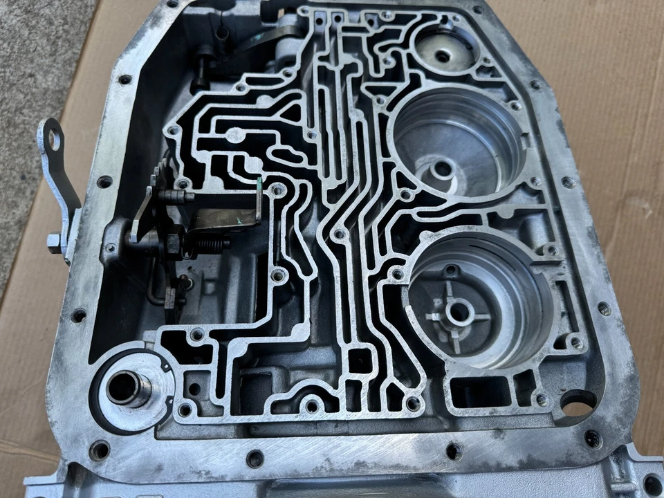 Корпус основной коробки передач 87-93 Ford Mustang AOD ТОЛЬКО заводской автоматический овердрайв - Изображение 3 из 4