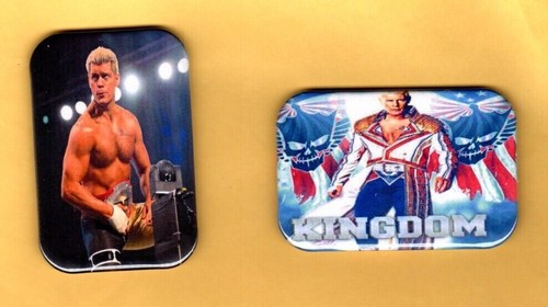 CODY RHODES WWE DWA MAGNESY LUB GUZIKI, PINBACK 2"X3" Z ZAOKRĄGLONYM ROGIEM - Zdjęcie 1 z 5