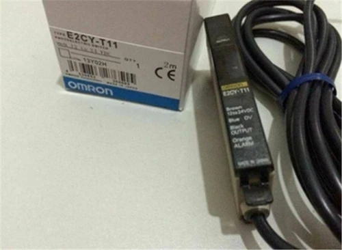 one New OMRON Fiber Optic Amplifier E2CY-T11
