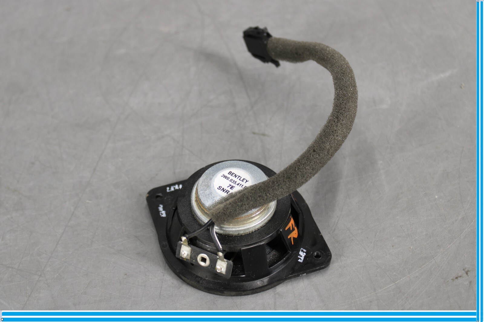 Bentley Continental 2006-2012 Front Right Speaker