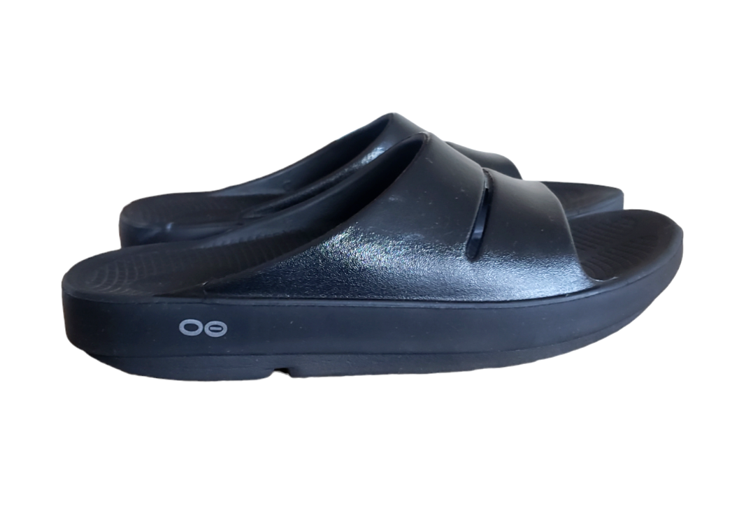 OOFOS OOahh Luxe Slides Black Slip On Comfort Recovery  display picture 1